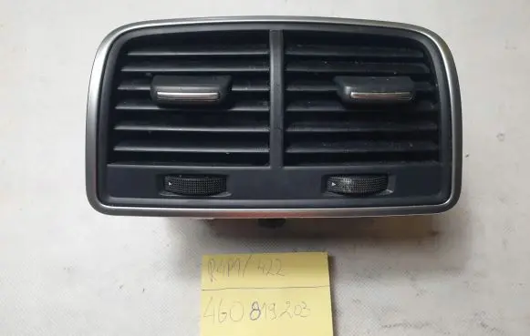 Audi A6 C7 Rear air vent grill 4G0819203B