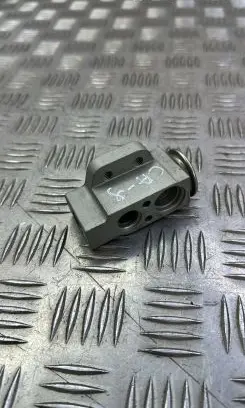 Air conditioning (A/C) expansion valve