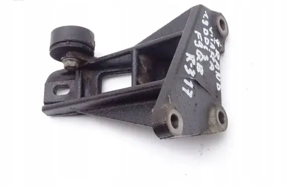 Suzuki Grand Vitara II Engine mounting bracket SUZUKI_GRAND_VITARA_II_1.9_DDiS_ŁAPA_SILNIKA_LEWA