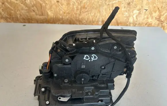 BMW iX3 G08 Front door lock 9482720