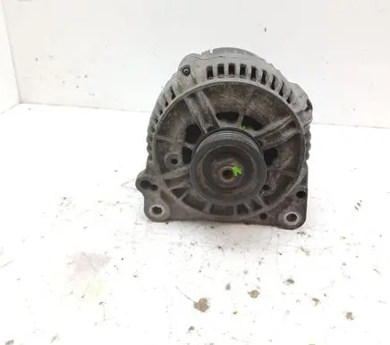 Volkswagen PASSAT B5 Generator/alternator 028903028F 0123515008