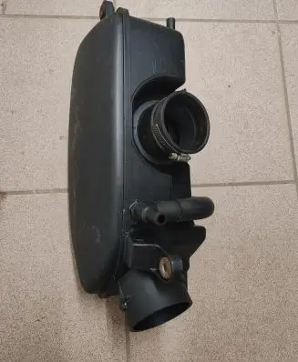 Subaru Legacy Intake resonator 