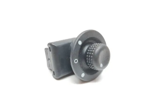 Wing mirror switch