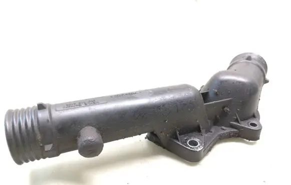 BMW 5 E39 Engine coolant pipe/hose 3001153102