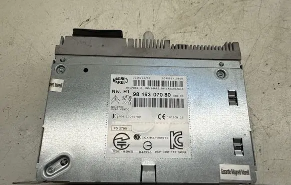Peugeot 308 Radio/CD/DVD/GPS head unit 9816307080 20160110 503551710800