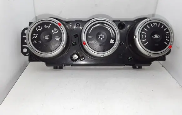 Mitsubishi Outlander Climate control unit 7820A082XB