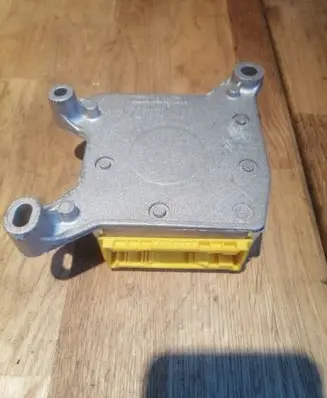Renault Laguna II Airbag control unit/module 8200412021