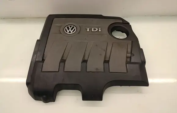 Volkswagen PASSAT B7 Engine cover (trim) 03L103925