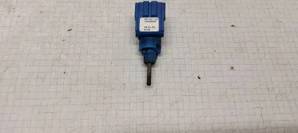 Audi A4 S4 B6 8E 8H Brake pedal sensor switch 8E0927189 19322005