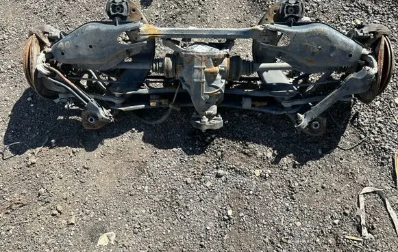 Mercedes-Benz CLS C218 X218 Rear axle beam with reductor