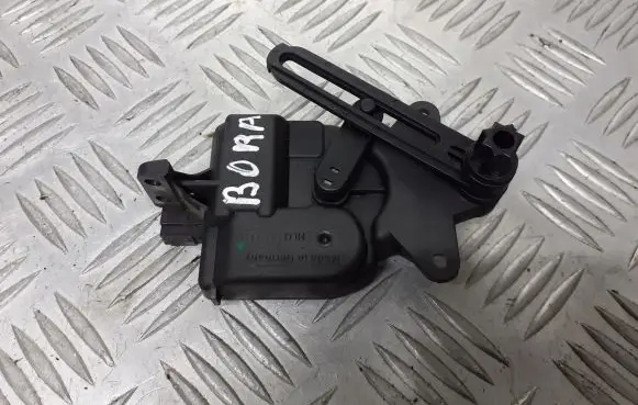 Volkswagen Bora Central body control module 1J0907511