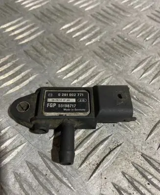 Opel Corsa D Exhaust gas pressure sensor 0281002771