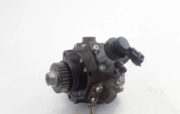 Renault Trafic II (X83) Fuel injection high pressure pump 8200804288