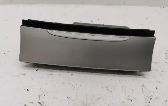 Volkswagen PASSAT B7 Car ashtray