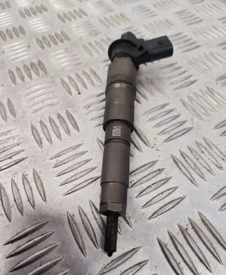 Fuel injector