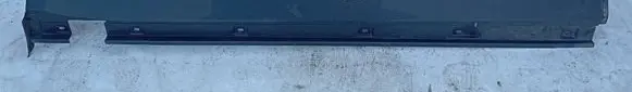 Mercedes-Benz ML W164 Sill/side skirt trim A1646900240