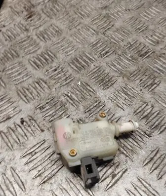 Volkswagen Caddy Tailgate boot lock/latch motor 3b5827061c