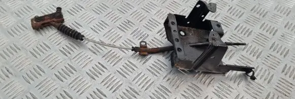 Nissan Terrano Hand brake release cable 