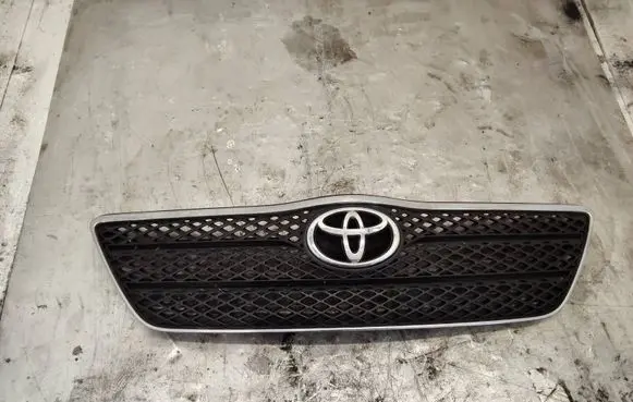 Toyota Corolla E120 E130 Front grill 5311402010