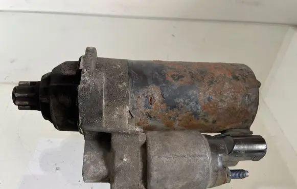 Volkswagen PASSAT B6 Starter motor
