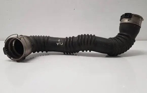 Mercedes-Benz CLA C117 X117 W117 Intercooler hose/pipe A2465200101