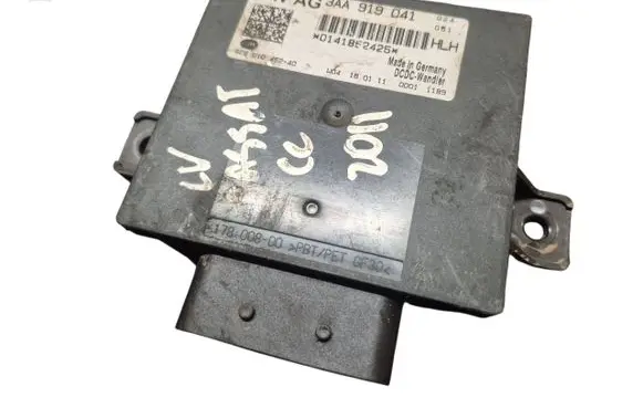 Volkswagen PASSAT CC Power management control unit 3AA919041 8ES01045240