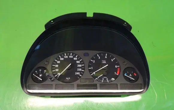 BMW 5 E39 Speedometer (instrument cluster) 8375895