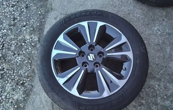 Suzuki Vitara (LY) R17 alloy rim 4321054P80