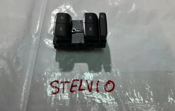 Alfa Romeo Stelvio Electric window control switch
