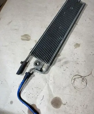 Volkswagen PASSAT B6 Fuel cooler (radiator) 