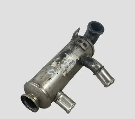 Peugeot 308 EGR valve cooler 9646762280 31102008 VR1U3H9P445BB
