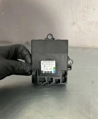Mercedes-Benz B W245 Door control unit/module A1698208326 05072344 44052905358302