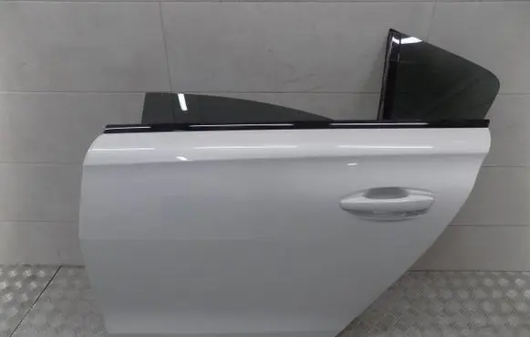 Peugeot 508 II Rear door
