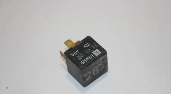 Audi A4 S4 B5 8D Other relay 443919578C