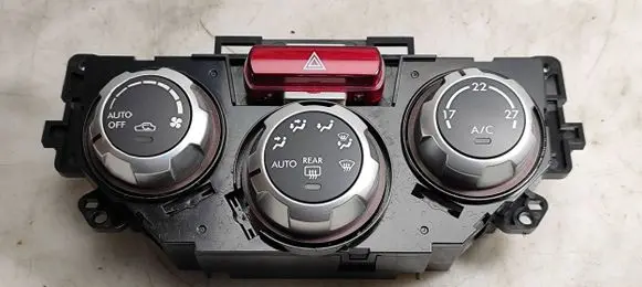 Subaru Forester SH Climate control unit 72311SC060 88818CA T1007170D