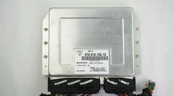 Porsche Panamera (970) Air suspension control unit module (rear) 970618155 97061815518