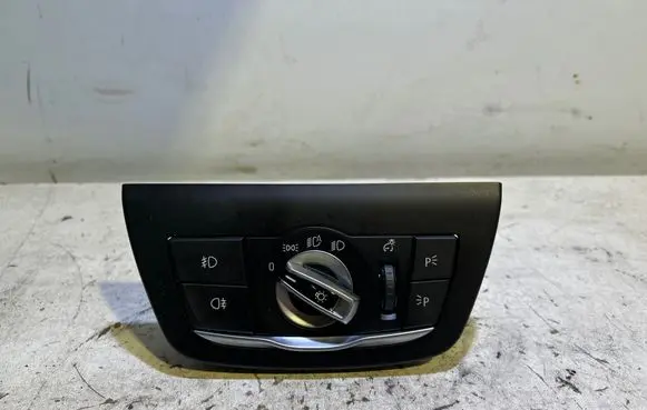 BMW X3 G01 Light switch 6995033 18347910