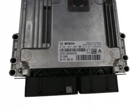 Opel Vivaro Engine control unit/module 9845780880