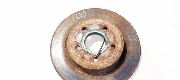 Volvo V50 Rear brake disc neventiliuojamas