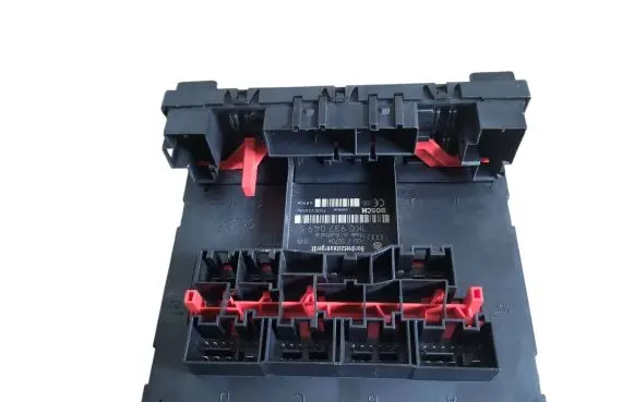 Volkswagen Touran I Comfort/convenience module 1K0937049S