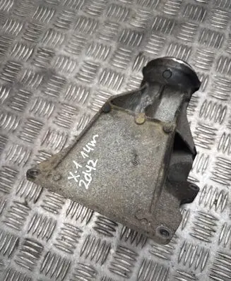 BMW X1 E84 Driveshaft support bearing bracket 7575061