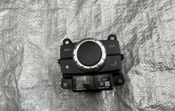 Mercedes-Benz GL X166 Head unit multimedia control A1669003901 A1664420068 A1669014501