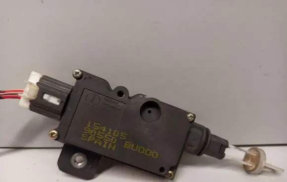 Nissan Almera Tino Central locking motor 90550BU000