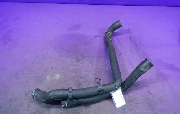 Volkswagen Golf IV Engine coolant pipe/hose 1K0121049Q