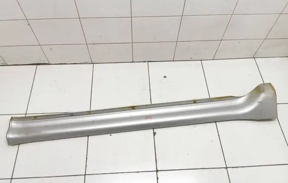 Mitsubishi Pajero Sill Mr478770