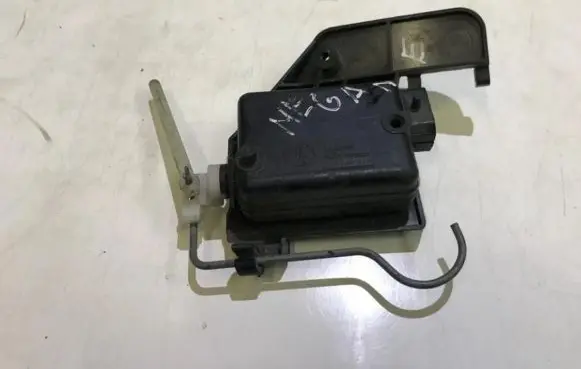 Renault Megane I Central locking motor 7700838340