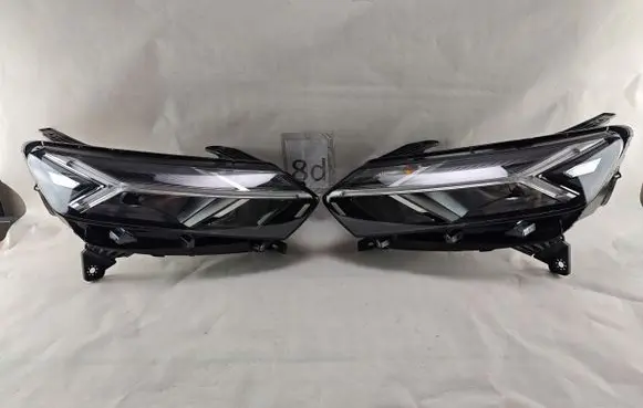 Dacia Sandero Headlights/headlamps set 