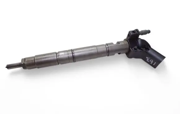 Audi A6 S6 C6 4F Fuel injector 059130277AR 0445116015