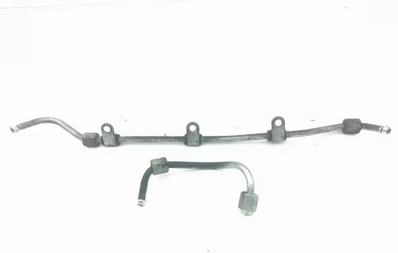 Toyota GT 86 Fuel injector supply line/pipe 