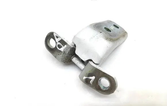 KIA Stonic Front door upper hinge